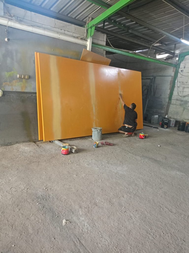 Pintu Gudang 2